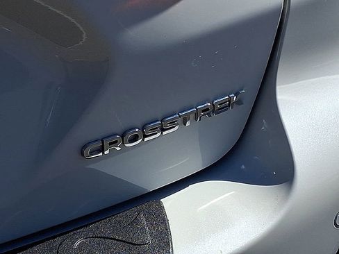 Certified 2025 Subaru Crosstrek 2.5i Limited w/ Crosstrek Mirror Package image 31