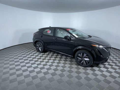 Certified 2023 Nissan Ariya AWD image 2