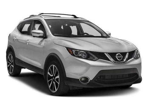 Certified 2018 Nissan Rogue Sport SL w/ SL Premium Package AWD/4WD image 9