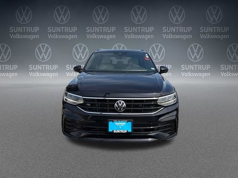 Used 2023 Volkswagen Tiguan SE R-Line FWD image 19