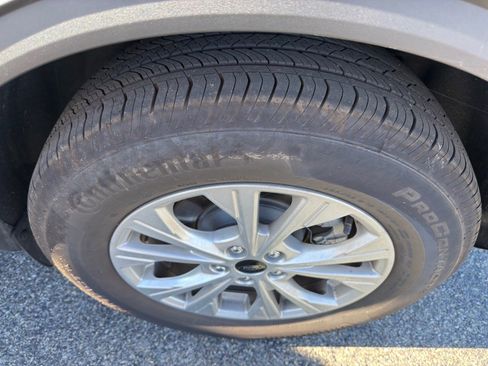 Used 2025 Ford Escape Active w/ Cold Weather Package image 18