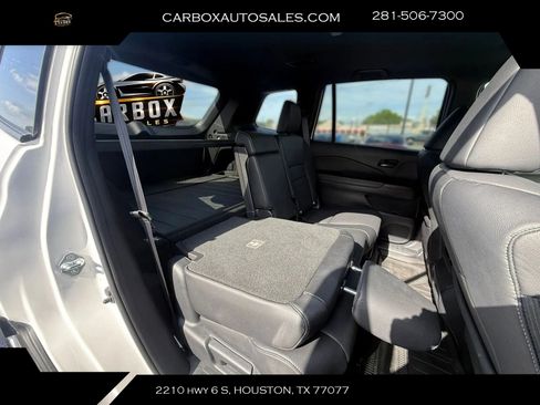 Used 2025 Honda Passport EX-L image 30