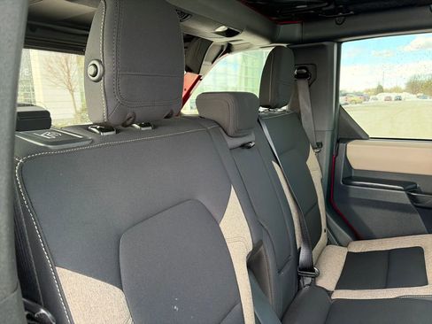 Used 2025 Ford Bronco Big Bend image 34