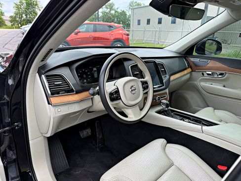 Used 2019 Volvo XC90 T6 Inscription w/ Luxury Package AWD/4WD image 13