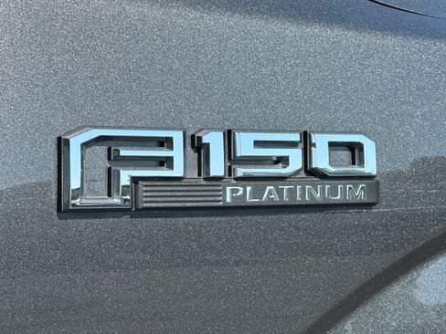 Used 2016 Ford F150 Platinum w/ Equipment Group 701A Luxury AWD/4WD image 33
