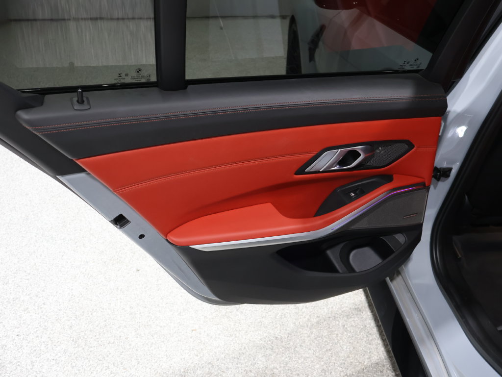 Used 2021 BMW M3 Competition w/ Executive Package RWD image 19