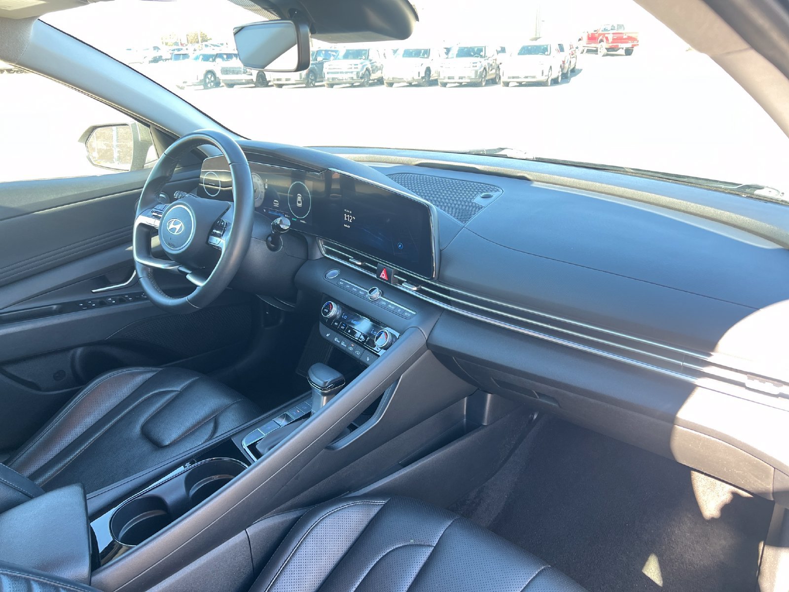Certified 2024 Hyundai Elantra Limited FWD image 31