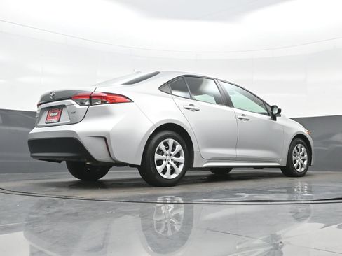 Used 2024 Toyota Corolla LE FWD image 30