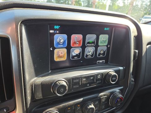 Used 2019 Chevrolet Silverado 1500 LT w/ All Star Edition AWD/4WD image 10