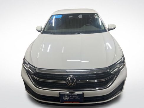 Used 2023 Volkswagen Jetta S image 6