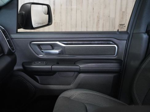 Used 2019 RAM 1500 Big Horn RWD image 33