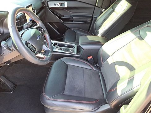 Used 2023 Ford Explorer ST-Line w/ Class IV Trailer Tow Package image 17