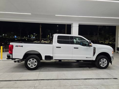 Used 2025 Ford F250 XLT AWD/4WD image 8