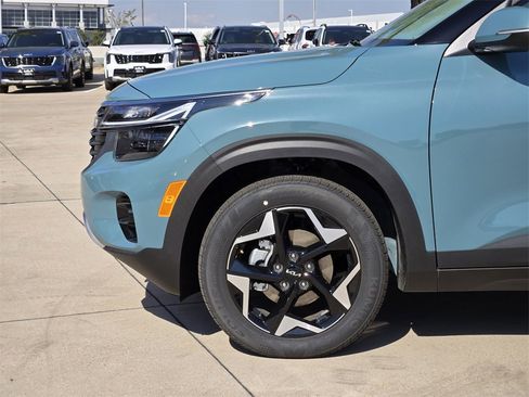 New 2026 Kia Seltos EX image 5