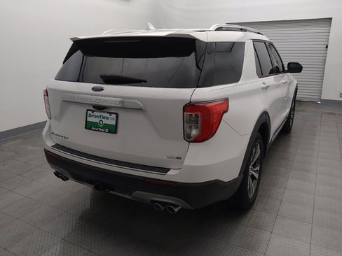 Used 2020 Ford Explorer Platinum w/ Premium Technology Package image 7