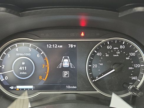 New 2025 Nissan Versa SV w/ Trunk Package image 18