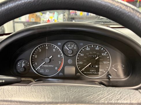 Used 1991 MAZDA MX-5 Miata RWD image 24