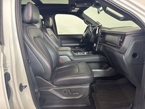 Certified 2023 Ford Expedition Limited image 4