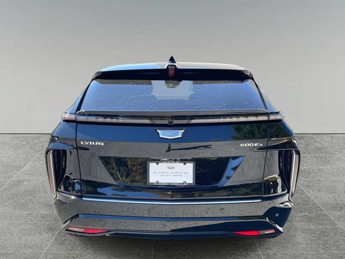 New 2026 Cadillac Lyriq Premium Luxury AWD/4WD image 4