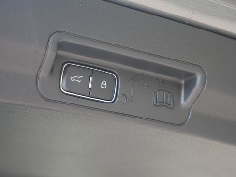 Used 2026 Ford Explorer Active AWD/4WD image 26