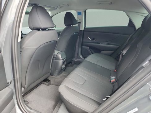 New 2026 Hyundai Elantra SE FWD image 16
