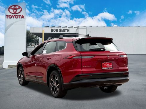 New 2026 Toyota Crown Signia image 8