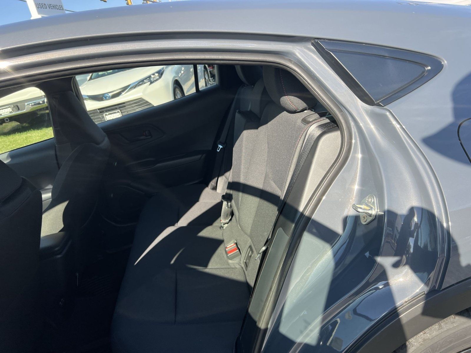 Used 2025 Toyota Prius Plug-In Hybrid FWD image 22