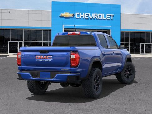 New 2025 GMC Canyon Elevation w/ Convenience Package image 4