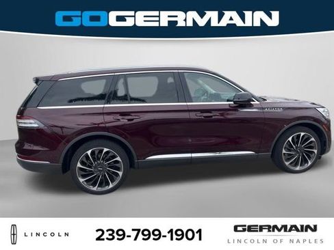 Used 2022 Lincoln Aviator Reserve AWD/4WD image 8
