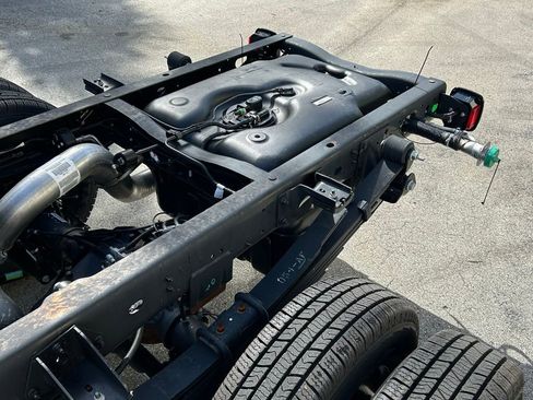 New 2025 RAM 3500 Big Horn AWD/4WD image 29