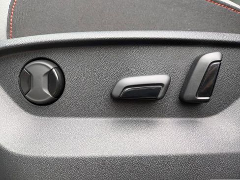 New 2026 Volkswagen Atlas Peak Edition image 21