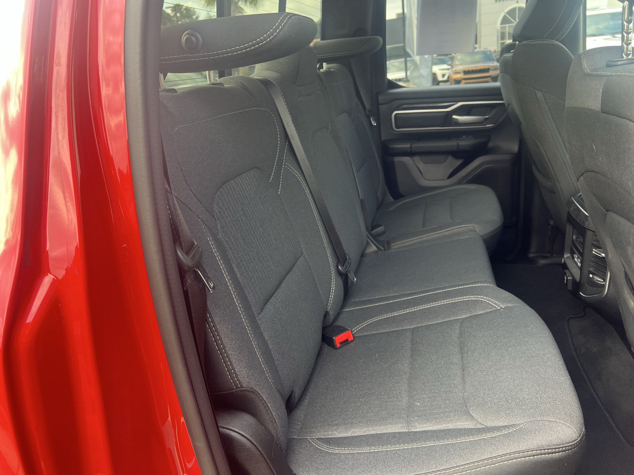 Used 2022 RAM 1500 Big Horn AWD/4WD image 12
