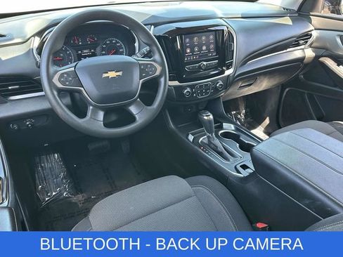 Used 2020 Chevrolet Traverse LS AWD/4WD image 2