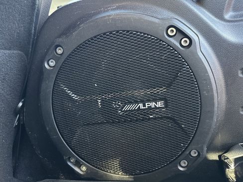 Used 2018 Jeep Wrangler Unlimited Sahara w/ LED Lighting Group image 34