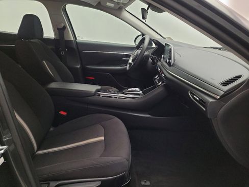 Used 2022 Hyundai Sonata SEL w/ Preferred Accessory Package FWD image 21