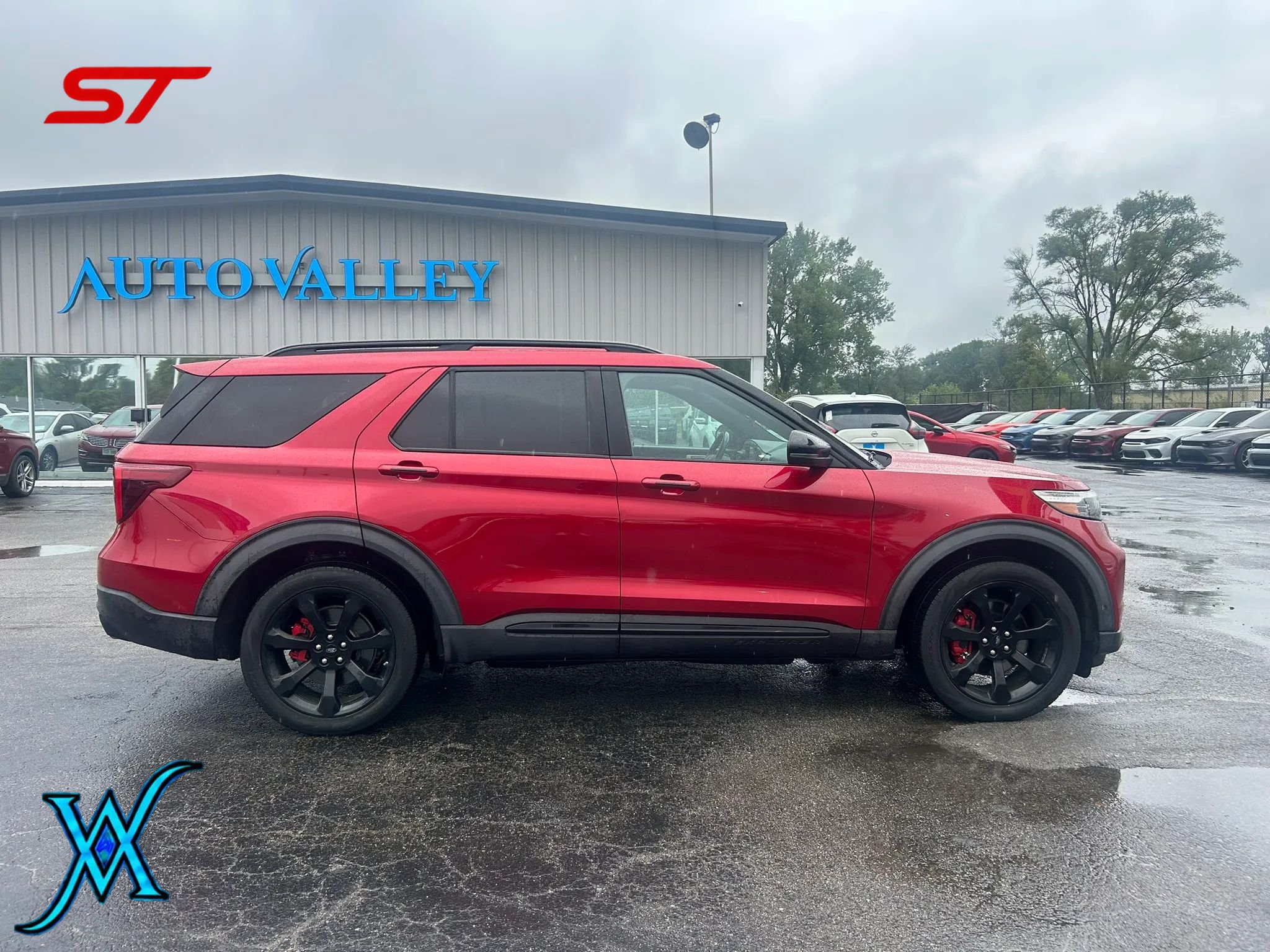 Used 2020 Ford Explorer ST w/ ST Street Pack AWD/4WD image 8