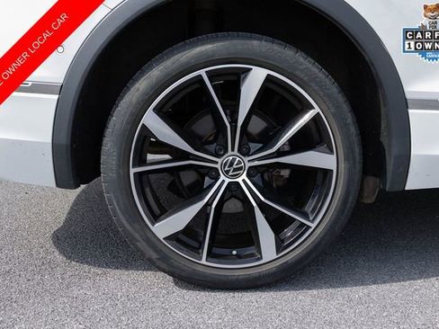 Used 2022 Volkswagen Tiguan SEL R-Line image 10