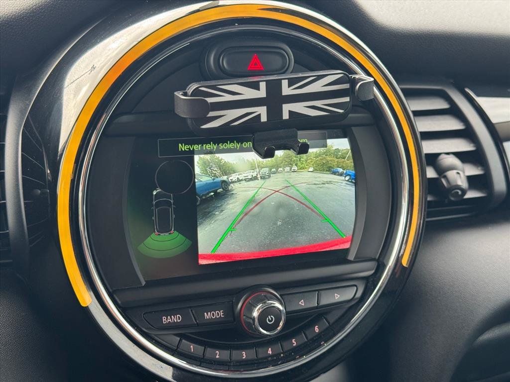 Used 2019 MINI Cooper 2-Door Hardtop FWD image 23
