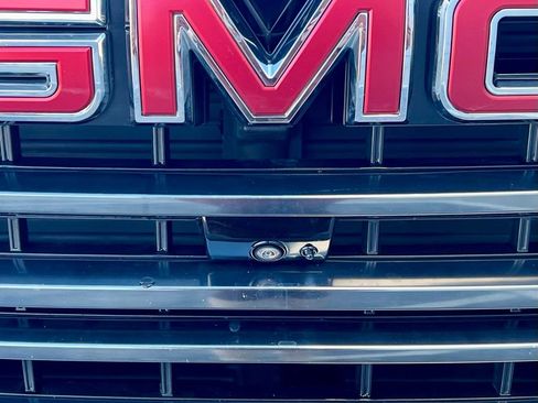 Used 2023 GMC Sierra 1500 AT4 w/ AT4 Preferred Package image 10