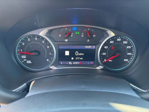 Used 2022 Chevrolet Equinox Premier image 13