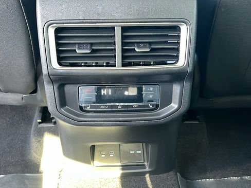 New 2026 Volkswagen Atlas SEL Premium R-Line image 25