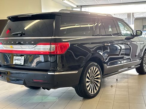 Used 2019 Lincoln Navigator L Reserve image 4