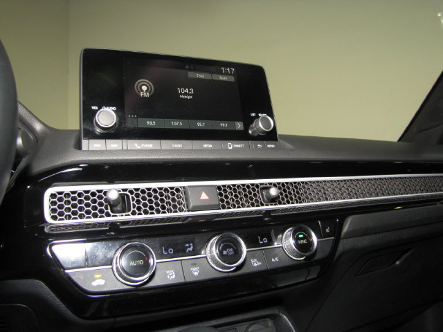 Certified 2025 Honda Civic Sport image 30