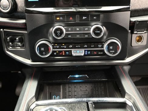 Used 2023 Ford Expedition Limited image 44