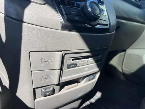 Used 2016 Honda Odyssey Touring Elite image 17