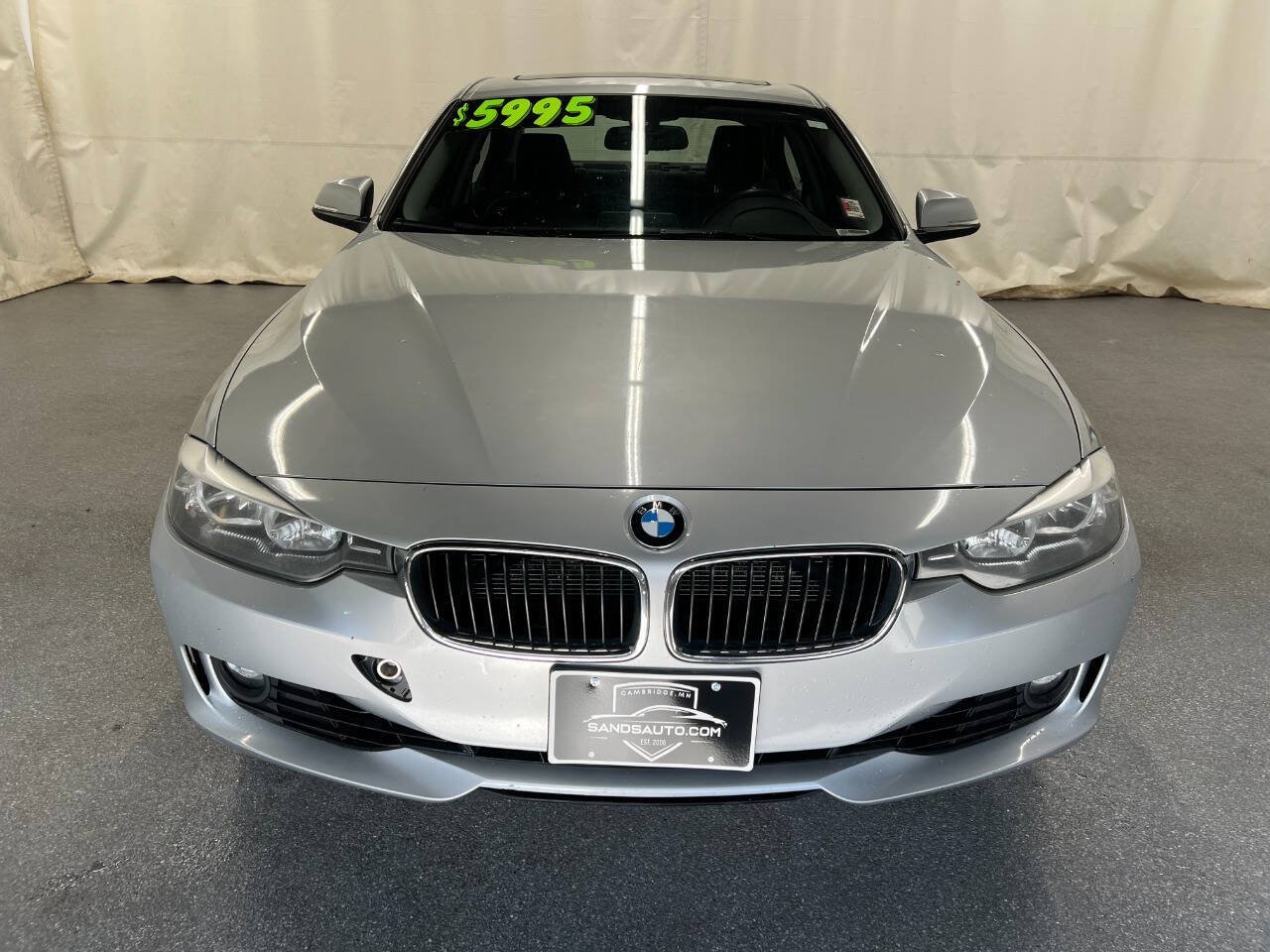 Used 2013 BMW 328i xDrive Sedan AWD/4WD image 2