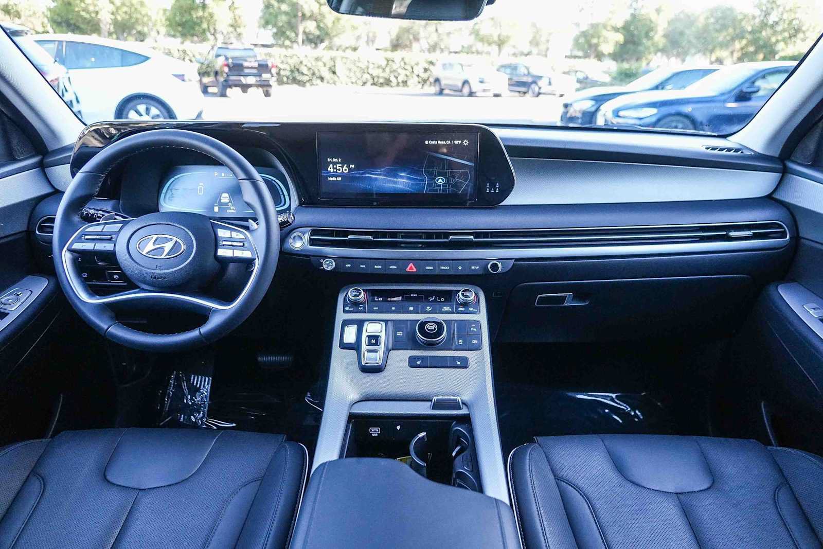 Certified 2025 Hyundai Palisade XRT FWD image 12