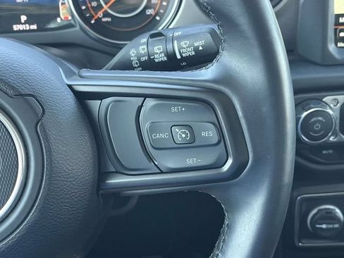 Used 2022 Jeep Wrangler Sport AWD/4WD image 25