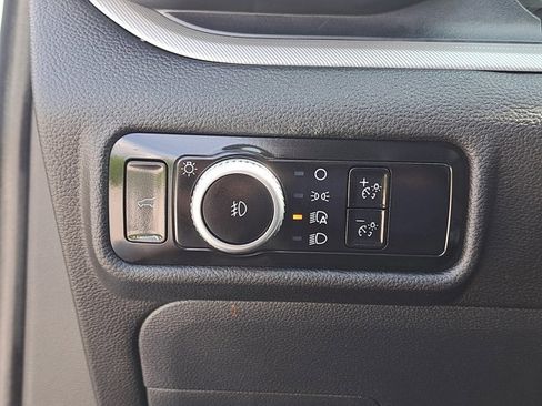 Certified 2023 Ford Explorer XLT w/ Equipment Group 202A image 22