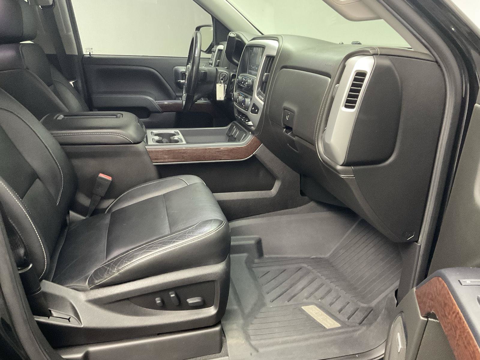 Used 2018 GMC Sierra 1500 SLT w/ SLT Premium Package AWD/4WD image 23